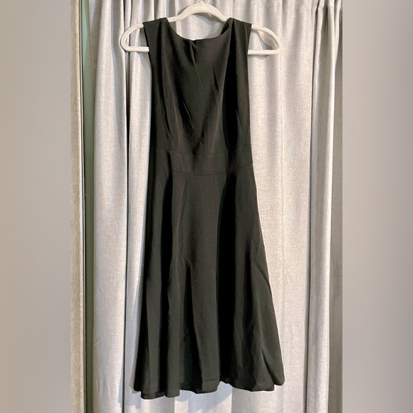 Cute A-Line dress - Picture 1 of 3